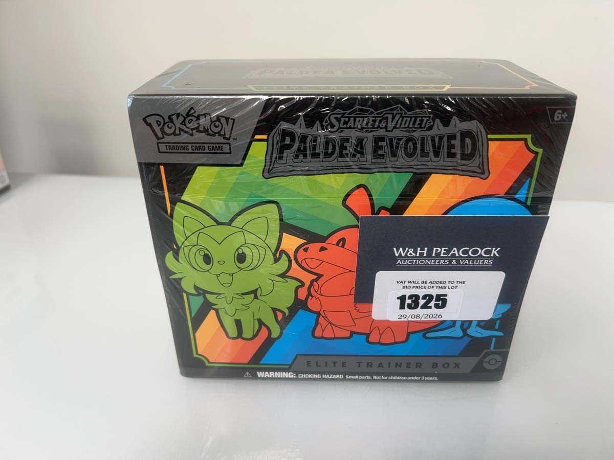 Lot 1325 - Pokémon TCG: Scarlet & Violet - Paldea Evolved...