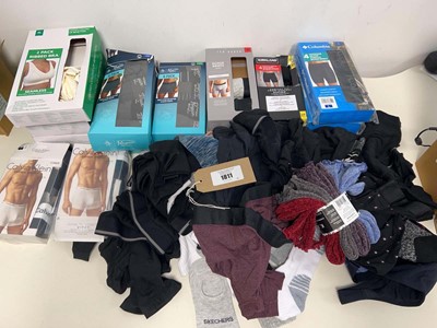 Lot 1530 - Bag containing men's and women's underwear,...