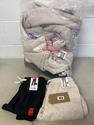 Lot 1524 - Approx. 20 children's Keith Haring joggers