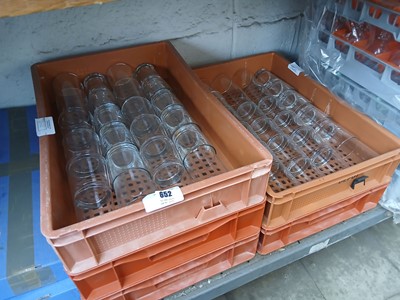 Lot 652 - 5x trays of glassware