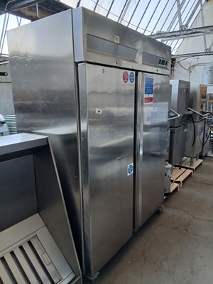 Lot 538 - 142cm two-door fridge