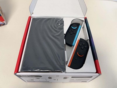 Lot Nintendo Switch 2, boxed