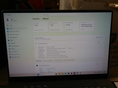 Lot Republic of Gamers GA403W gaming laptop, AMD...