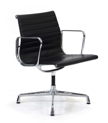Lot 33 - (G) An 'Aluminium Group' desk chair designed...