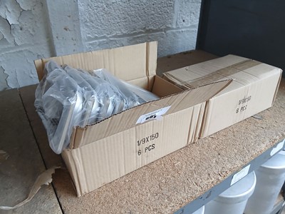 Lot 607 - 2x boxes of 6 small stainless steel...