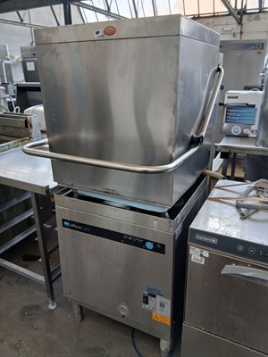 Lot 494 - Meiko Upster H500S lift top pass through...
