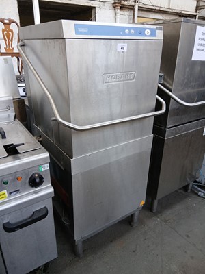 Lot 473 - 62cm Hobart lift top pass through dishwasher