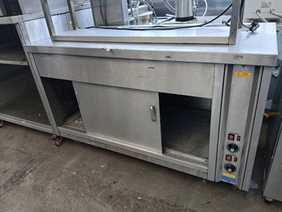 Lot 496 - 150cm electric heated cabinet with Bain Marie top