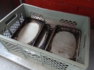 Lot 328 - Plastic crate containing small oven dishes