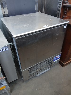 Lot 508 - 75cm undercounter single door blast chiller