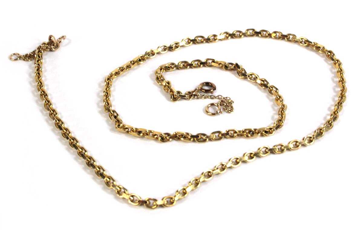 Lot 527 - A 9ct yellow gold chainlink necklace, l. 48 cm,...