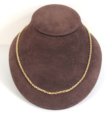 Lot 527 - A 9ct yellow gold chainlink necklace, l. 48 cm,...