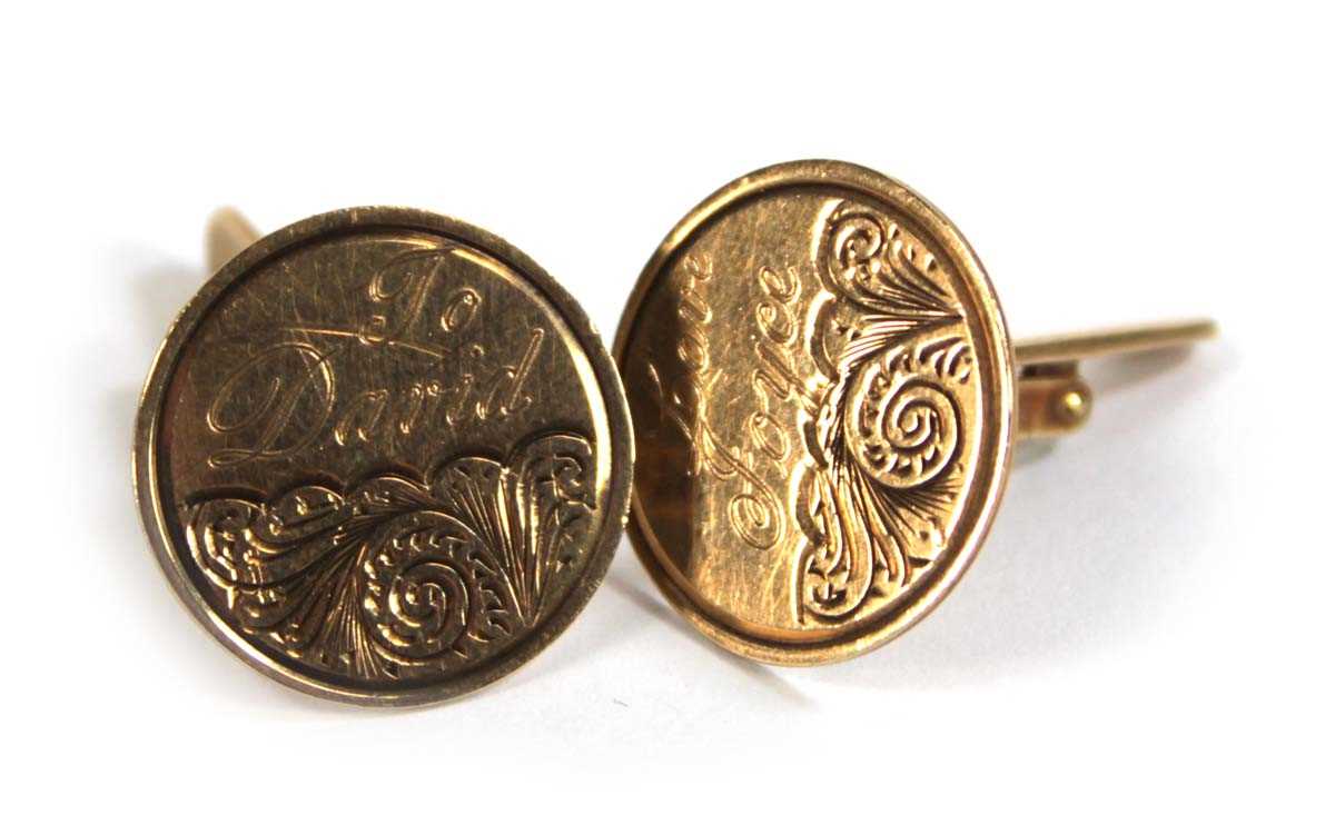 Lot 532 - A pair of 9ct yellow gold cufflinks of...