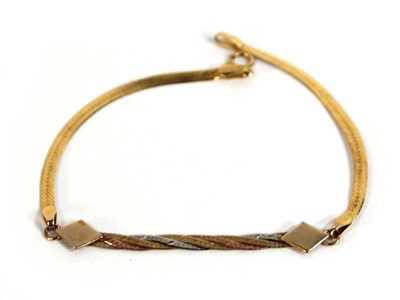 Lot 538 - A 9ct tri-colour flat ropetwist bracelet, l....