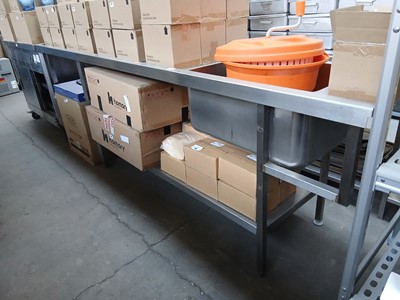 Lot 113 - 265cm stainless steel single bowl sink unit...