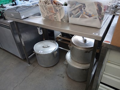 Lot 124 - 133cm stainless steel hand basin