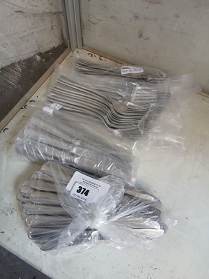 Lot 374 - Approx. 48 head of knives and forks
