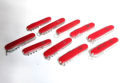 Lot 1071 - Ten assorted Victorinox pocket knives