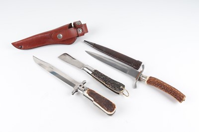 Lot 1100 - Agora Tec 'Special Hunter' folding dagger,...