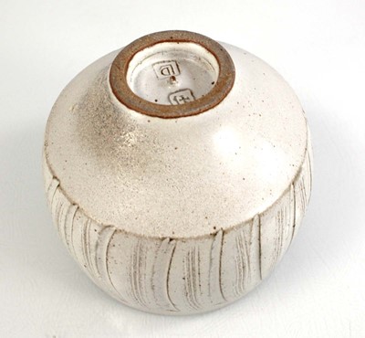 Lot 105 - David Leach (1911-2005) for Lowerdown Pottery,...