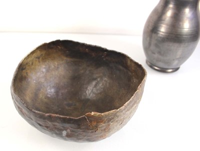 Lot 108 - A 1970's raku studio pottery bowl, di. 23 cm,...