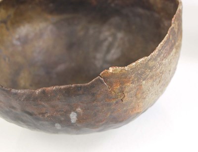 Lot 108 - A 1970's raku studio pottery bowl, di. 23 cm,...