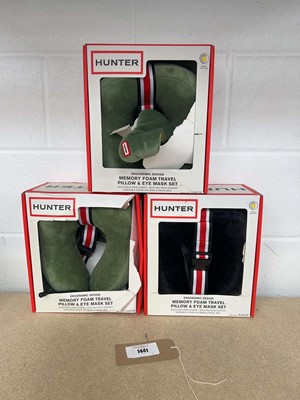 Lot 1441 - x3 boxed Hunter memory foam travel pillows and...