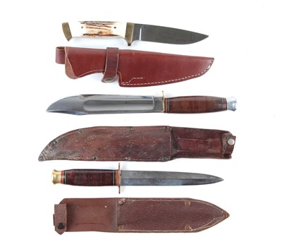 Lot 70 - Pat Mitchell hunting knife, 5½ ins polished...