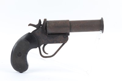 Lot 1691 - (S1) 1 ins Flare Pistol, military issue, no....