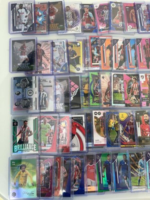 Lot 1468 - Large qty of top loaded football trading cards