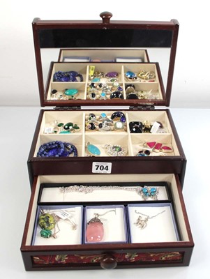 Lot 704 - A jewellery box containing a quantity of...