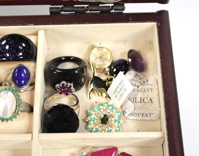 Lot 704 - A jewellery box containing a quantity of...