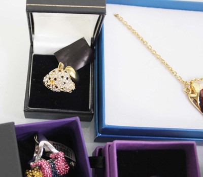 Lot 706 - A group of costume jewellery including novelty...