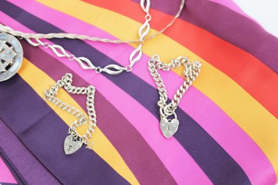 Lot 716 - A group of silver and metalware jewellery...