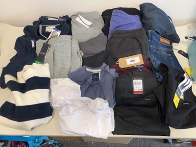Lot 1456 - Approx. 18 items of branded clothing to...