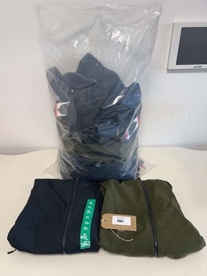 Lot 1461 - Approx. 14 men's full zip jackets by 32...