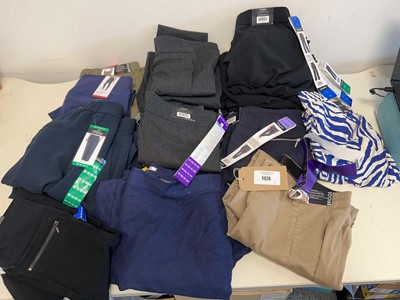Lot 1474 - Approx. 22 pairs of ladies trousers by Hilary,...
