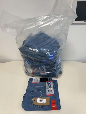 Lot 1514 - Approx. 15 pairs of men's jeans by English...