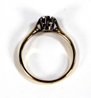 Lot 592 - An 18ct yellow gold and platinum highlighted...