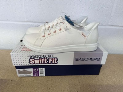 Lot 1540 - Boxed pair of Skechers hands free swift fit...