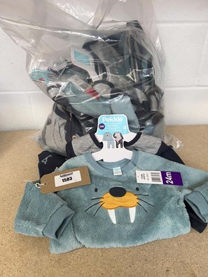 Lot 1583 - Approx. 10 Pekkle 4 piece clothing sets