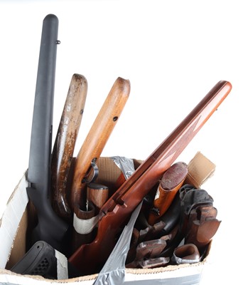 Lot 1518 - Box containig assorted shotgun and rifle stocks