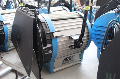 Lot 19 - Arri Studio 2000 2kW Tungsten Fresnel...