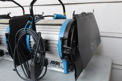 Lot 30 - Arri Studio 2000 2kW Tungsten Fresnel...