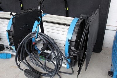 Lot 43 - Arri Studio 2000 2kW Tungsten Fresnel...