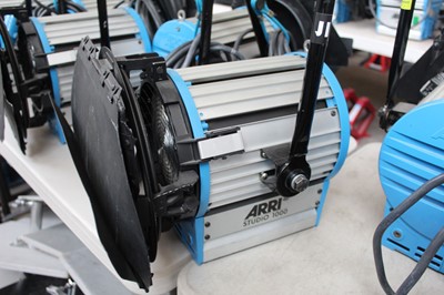 Lot 81 - Arri Studio 1000 1kW Tungsten Fresnel...