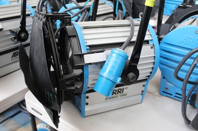 Lot 83 - Arri Studio 1000 1kW Tungsten Fresnel...