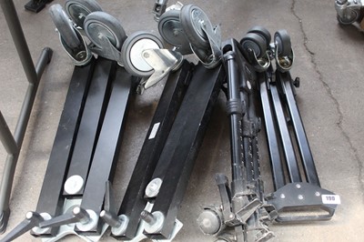 Lot 190 - 4 various mobile tripod base units only