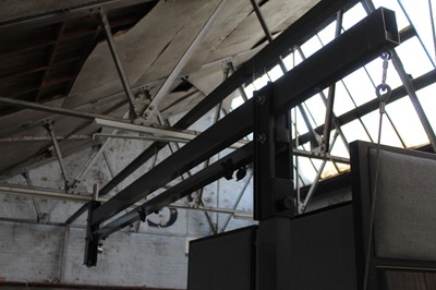 Lot 201 - Elli Super Boom measuring 225cm metres tall...