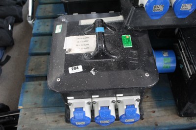 Lot 204 - Single phase splitter electrical box with 7...